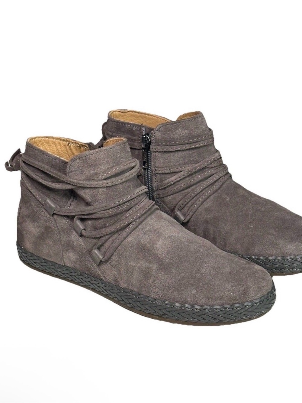 UGG Womens Rianne Ankle Boot Size 7 Taupe